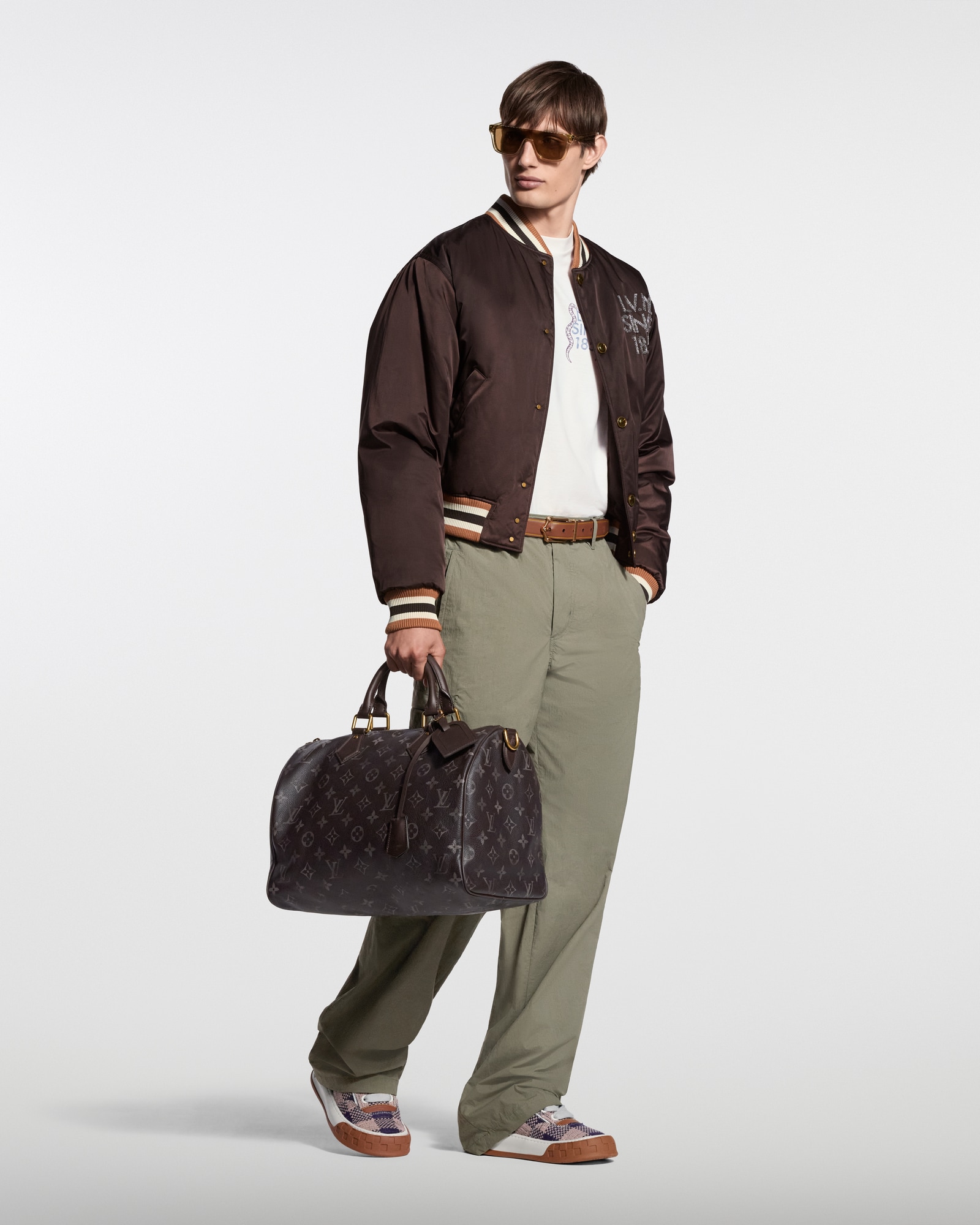 ルイヴィトン LOUIS VUITTON MQBS12PL8 ブルゾン エンベリッシュド ボンバーブルゾン ｜ルイ・ヴィトン 公式サイト - 1AJVIY